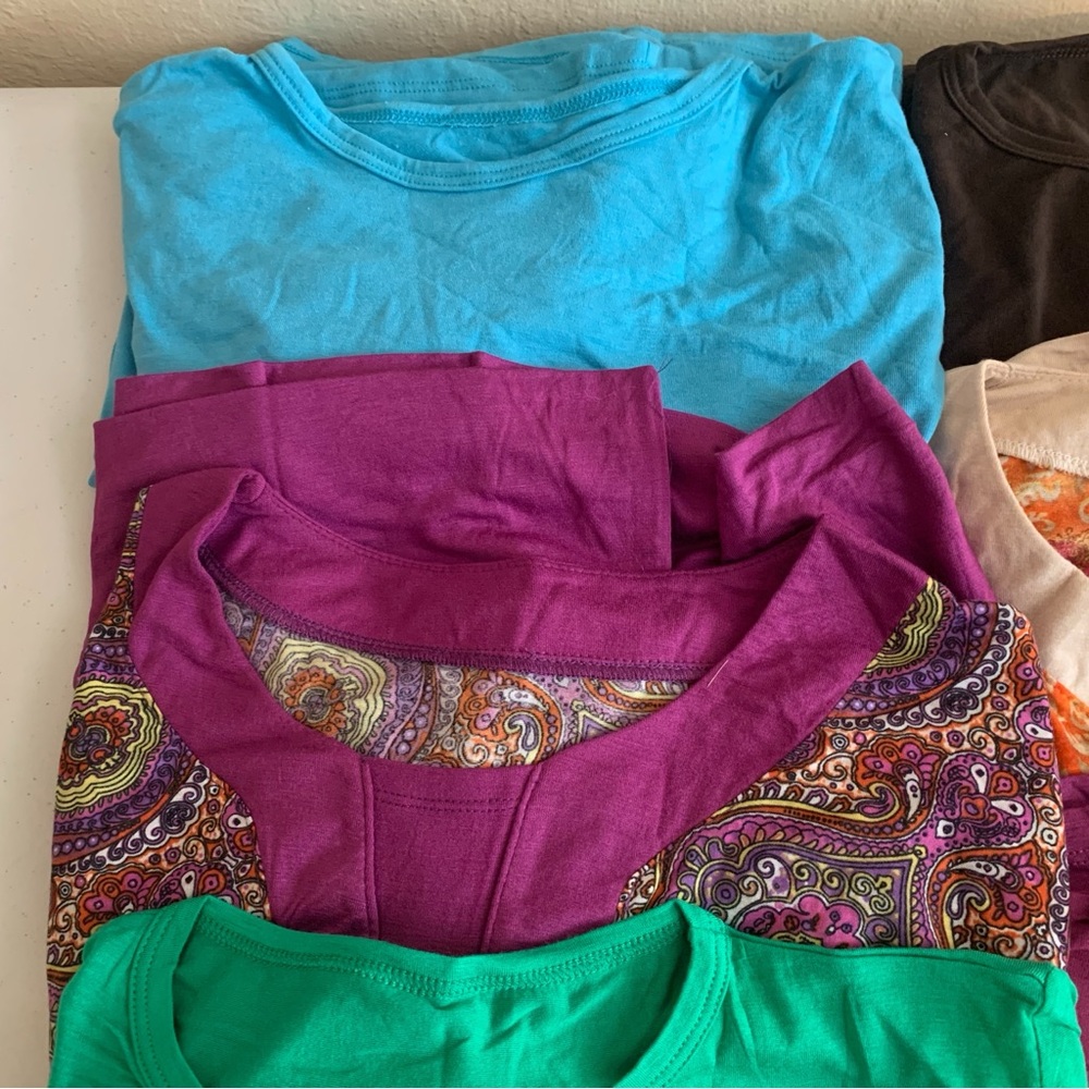 Bundle of 6 t-shirt dresses for women, med/Lrg Multi Colored.  Lite Weight.  L/S - Picture 4 of 6